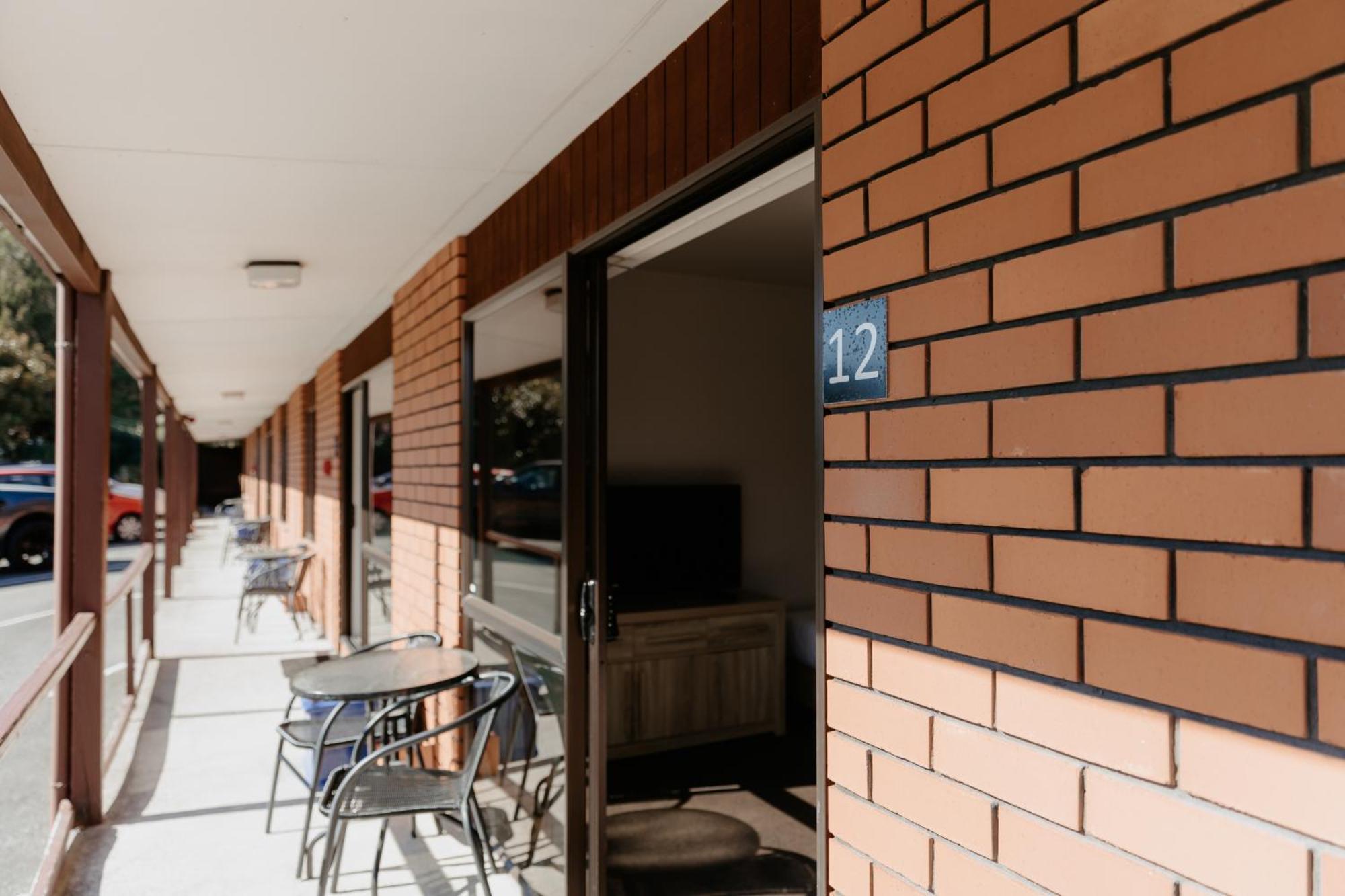 Amber Court Motel Nelson Exterior photo